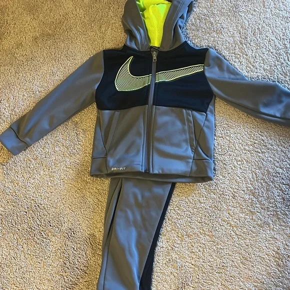 Little Boy Neon Nike Suits 3T and 4
